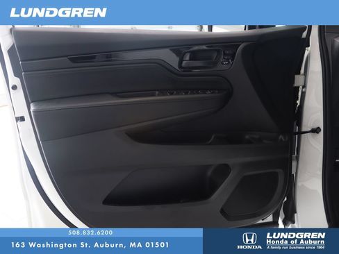 Used 2025 Honda Odyssey Touring image 10