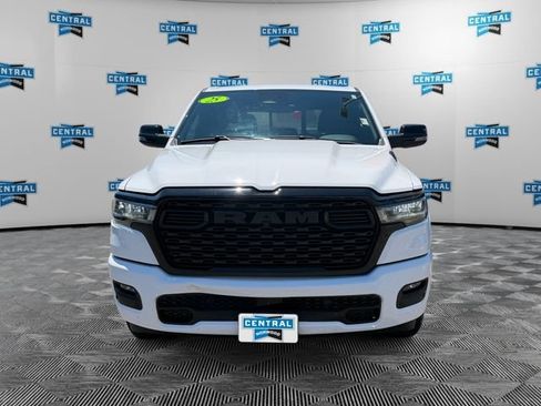 Used 2025 RAM 1500 Big Horn AWD/4WD image 9