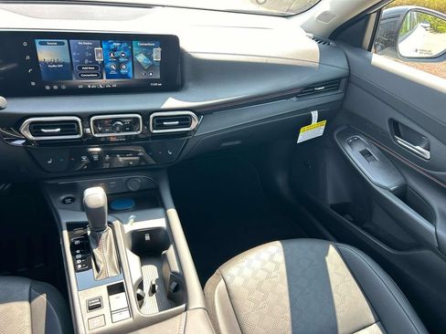 New 2027 Nissan Sentra SR w/ SR Premium Package FWD image 13
