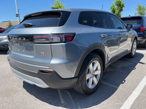 Used 2025 Honda Prologue EX image 3