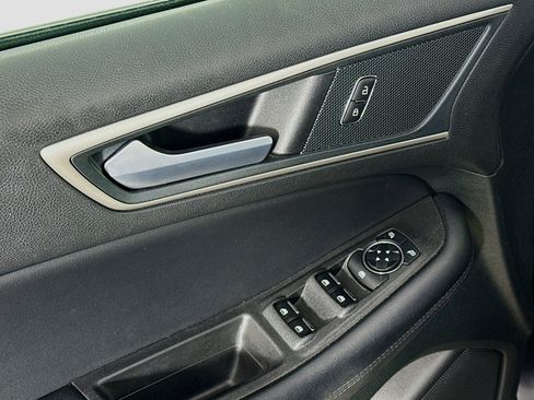 Used 2023 Ford Edge SEL image 24