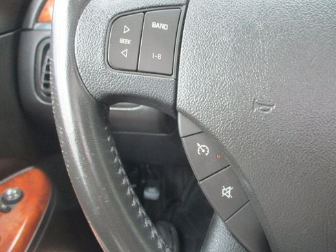 Used 2005 Buick LaCrosse CXS w/ Gold Convenience Package FWD image 33