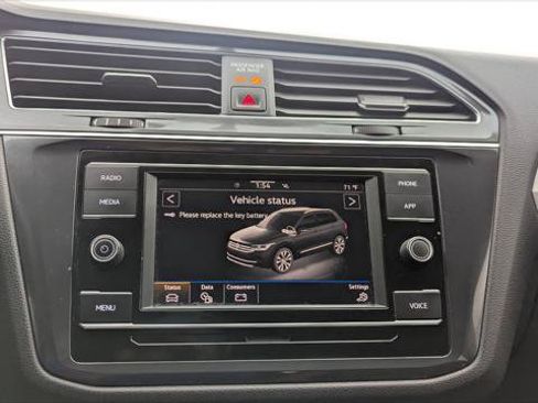 Used 2021 Volkswagen Tiguan S FWD image 27