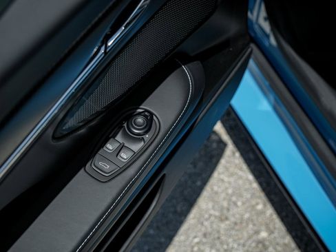 New 2025 Aston Martin DB12 Coupe image 31