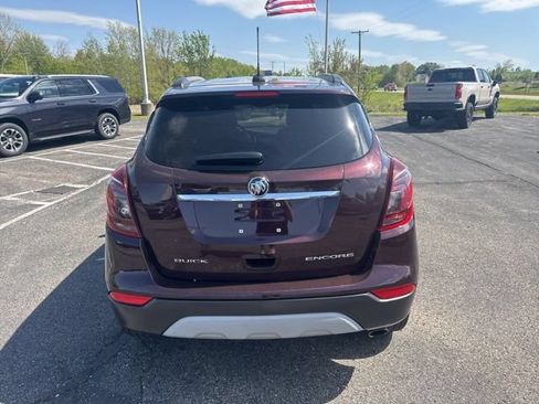 Used 2017 Buick Encore Essence FWD image 4