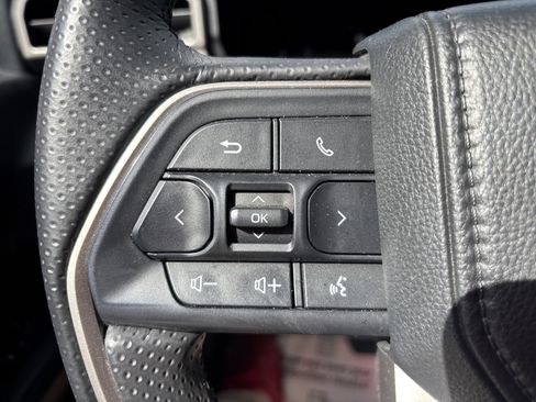 Certified 2025 Toyota 4Runner SR5 AWD/4WD image 19