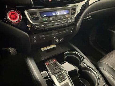 Used 2021 Honda Pilot Black Edition image 23