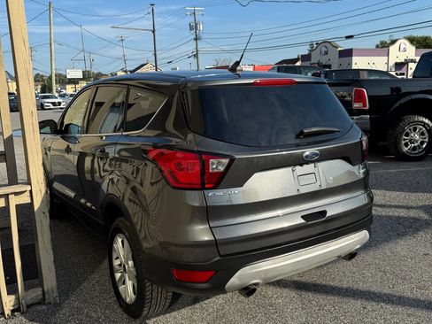 Used 2019 Ford Escape SE AWD/4WD image 6