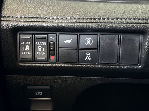 Certified 2024 Honda Odyssey EX-L image 34