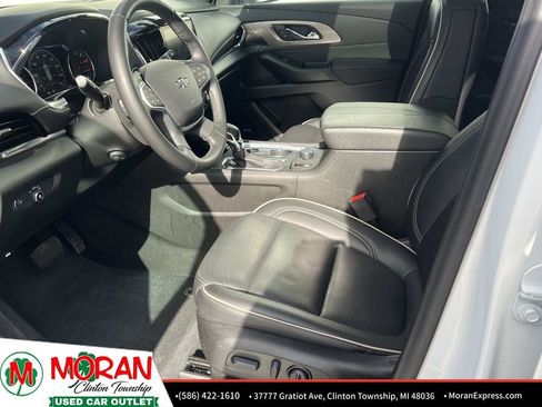 Used 2023 Chevrolet Traverse Premier w/ Redline Edition image 20
