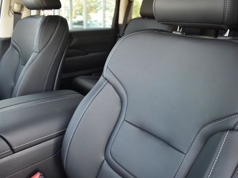 New 2026 Nissan Armada SV RWD image 29