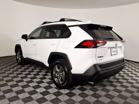 Used 2024 Toyota RAV4 XLE w/ Convenience Package FWD image 6