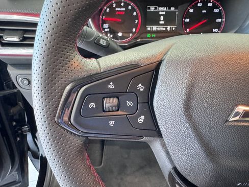 Certified 2023 Chevrolet TrailBlazer RS w/ Sun and Liftgate Package AWD/4WD image 17