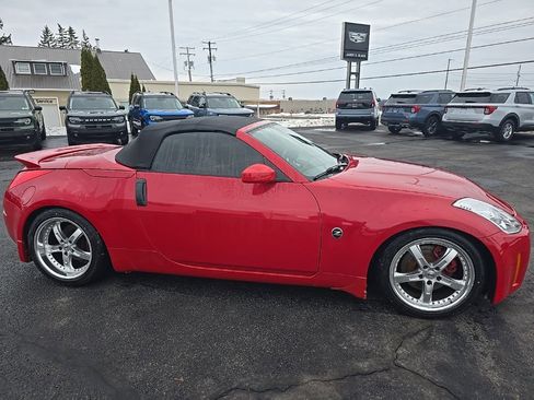 Used 2007 Nissan 350Z Enthusiast image 5