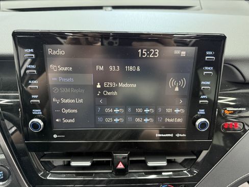 Used 2024 Toyota Camry SE FWD image 16