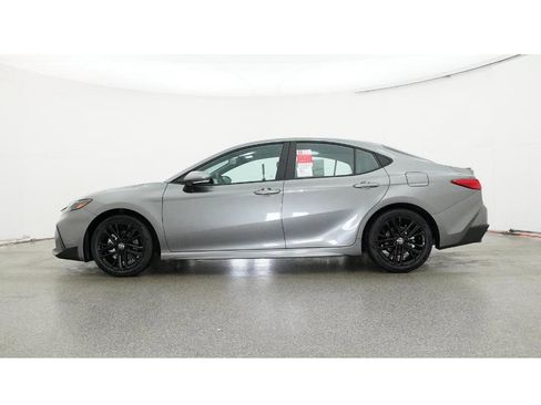 New 2026 Toyota Camry SE image 19