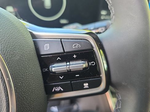 Used 2026 Kia Carnival SX Prestige FWD image 18