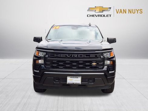 Used 2024 Chevrolet Silverado 1500 Custom RWD image 2