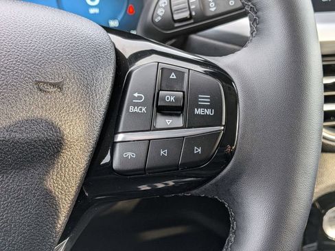 Used 2025 Ford Escape Platinum AWD/4WD image 13