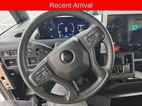 Used 2023 Chevrolet Brightdrop 600 w/ Active Safety Package 2 AWD/4WD image 9