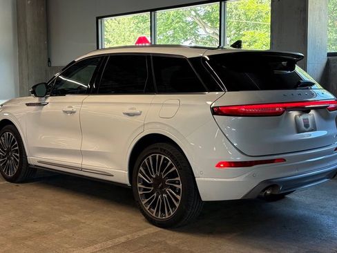 Used 2020 Lincoln Corsair Reserve w/ Equipment Group 202A AWD/4WD image 3