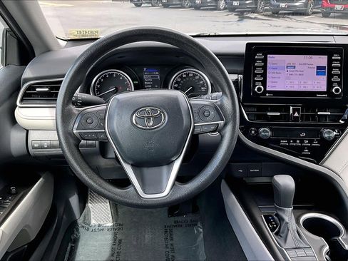 Used 2023 Toyota Camry LE w/ Convenience Package image 5