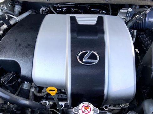 Used 2020 Lexus RX 350L FWD w/ Premium Package image 32