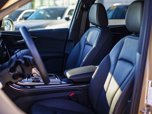 Used 2025 Audi Q7 Premium Plus w/ Premium Plus Package image 20