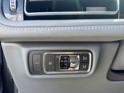 Used 2020 Lincoln Aviator Reserve w/ Class IV Trailer Tow Package image 20