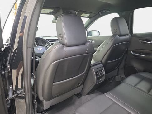 Used 2021 Cadillac XT4 Sport w/ Cold Weather Package FWD image 12