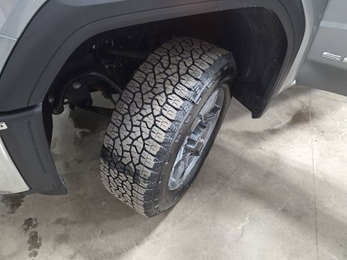 New 2026 GMC Sierra 2500 SLE image 36