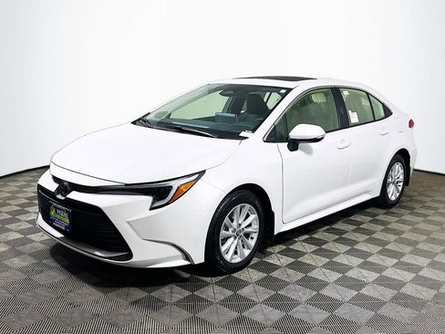 New 2026 Toyota Corolla XLE image 4
