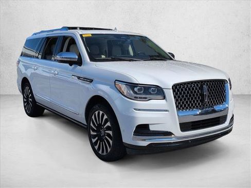 Used 2022 Lincoln Navigator L Black Label AWD/4WD image 4
