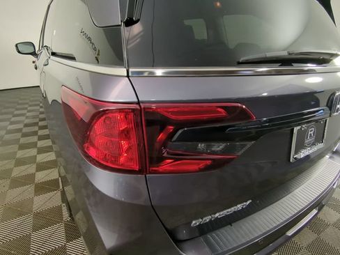Used 2025 Honda Odyssey Elite image 33
