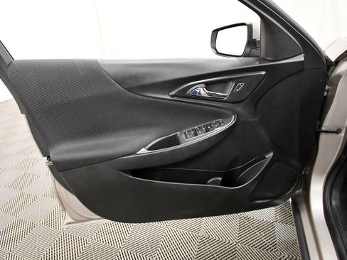 Used 2024 Chevrolet Malibu LT FWD image 13