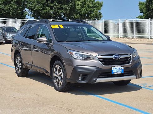 Used 2021 Subaru Outback Limited w/ Popular Package #2 AWD/4WD image 4