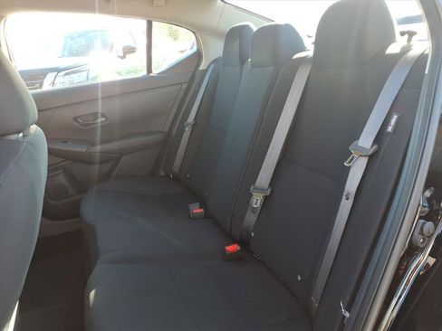 Used 2025 Nissan Sentra S image 10