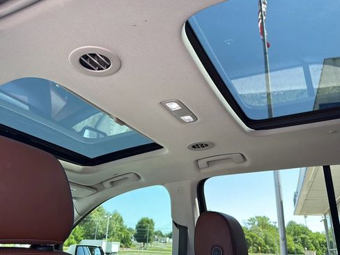 Used 2020 Chevrolet Traverse High Country image 15