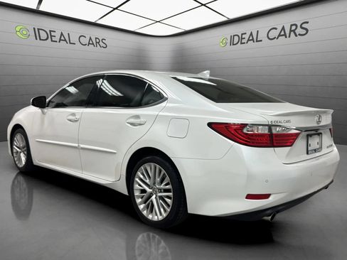 Used 2015 Lexus ES 350 w/ Luxury Package FWD image 7