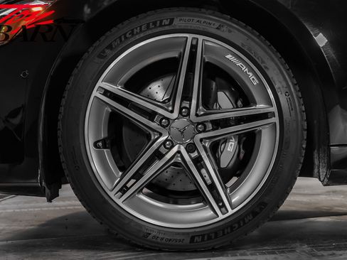 Used 2021 Mercedes-Benz AMG GT 43 image 19