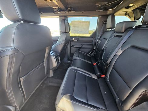 New 2026 Ford Bronco Outer Banks AWD/4WD image 25
