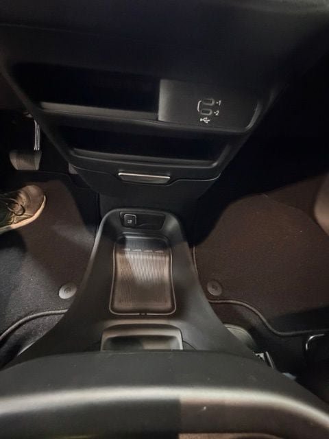 New 2027 Chrysler Pacifica Select FWD image 19