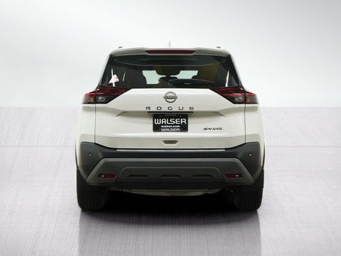 Used 2023 Nissan Rogue SV w/ SV Premium B Package AWD/4WD image 4