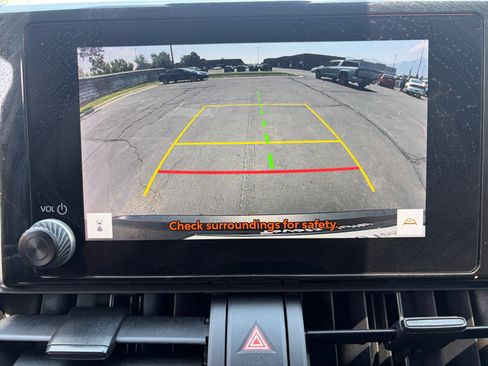 Used 2023 Toyota RAV4 XLE AWD/4WD image 21