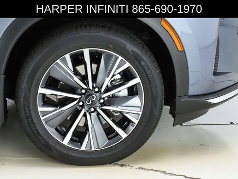 Certified 2026 INFINITI QX60 Luxe w/ Cargo Package AWD/4WD image 15