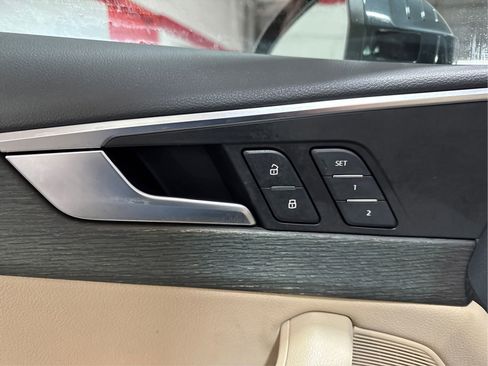 Used 2018 Audi A4 2.0T w/ Premium Plus Package image 19