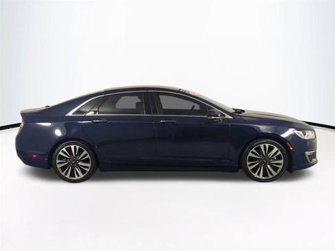Used 2018 Lincoln MKZ Reserve image 4