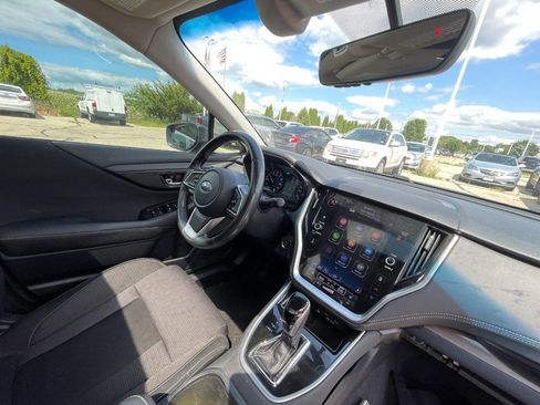 Used 2021 Subaru Outback Premium AWD/4WD image 7