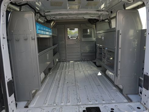Used 2016 Ford Transit 150 130 Low Roof RWD image 24