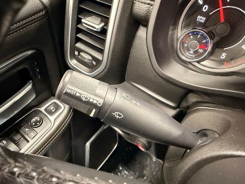 Used 2019 RAM 2500 Laramie w/ Black Appearance Package AWD/4WD image 29